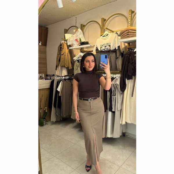 Yırtmaç Detaylı Midi Etek